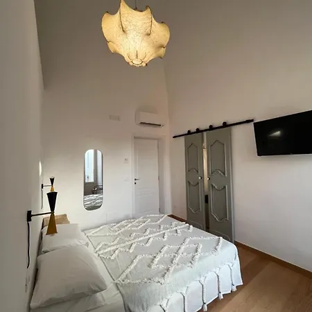 Palazzo Lamantea Boutique Nocleg ze śniadaniem *